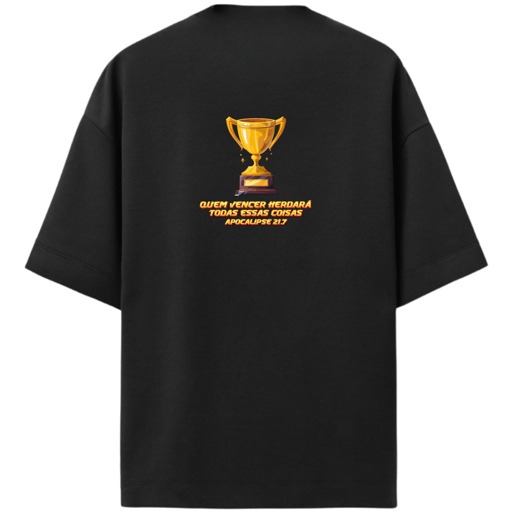 "Camiseta Oversized Heavy 240 VCTR “Aquele Que Vencer”" Camiseta Oversized Premium