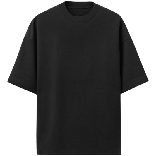 Camiseta sem estampa frontal ou traseira visível.