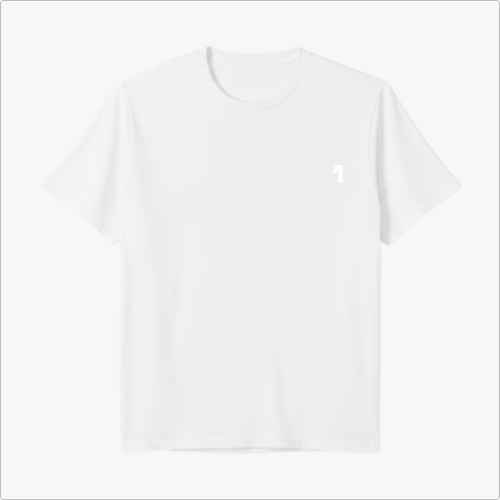 Camiseta com estampa frontal de número "1" pequeno no peito e estampa traseira de foto de esportista em capacete, com textos trazendo: "EU NASCI PRA ISSO".