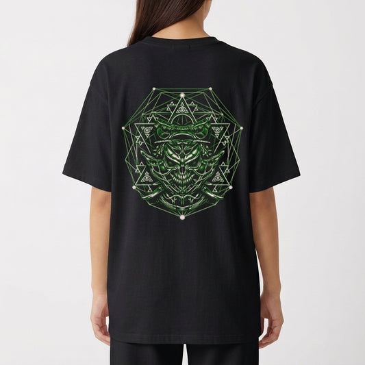 "Camiseta Pântano 3k - caveira holografica - oversized basica" Camiseta Oversized Básica