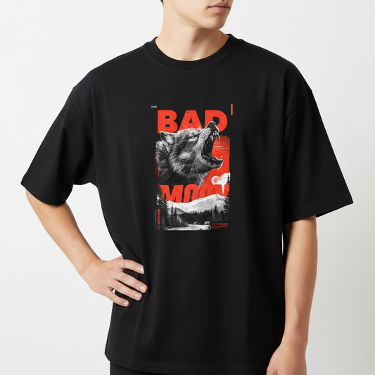 "Camiseta oversized - Bad moon" Camiseta Oversized Básica