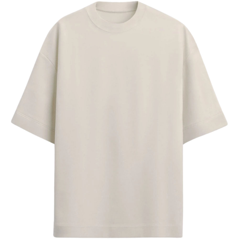 Camiseta sem estampa frontal ou traseira visível.