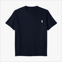 Camiseta com estampa frontal de número "1" pequeno no peito e estampa traseira de foto de esportista em capacete, com textos trazendo: "EU NASCI PRA ISSO".