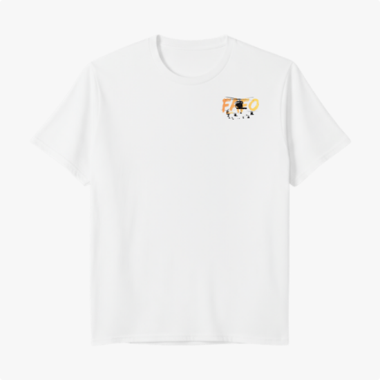 Camiseta com estampa frontal de letras desgastadas "FAFO" pequenas e estampa traseira de imagem com helicópteros, homem vendado e texto "FU*K AROUND FIND OUT FAFO LEGIO".