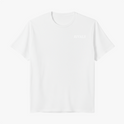 Camiseta com estampa frontal de "RIVALS" em letras pequenas e estampa traseira de duas pessoas, texto motivacional e repetição grande da palavra "RIVALS".