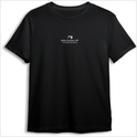 Camiseta com estampa frontal de um logotipo minimalista com a inscrição "Mikeship Tournament 1997" e estampa traseira de um pequeno logotipo similar.