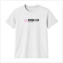 Camiseta com estampa frontal de logotipo circular com um desenho ao lado do texto "RUNNING CLUB" e as palavras menores "EST. 2023" e "MOVE SMART".