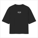Camiseta com estampa frontal de texto "MADE FOR WINNERS" e estampa traseira de esculturas de atletas correndo, acompanhada da frase "MADE FOR WINNERS".