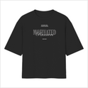Camiseta com estampa frontal de textos "Keep running strong, no matter the distance" e "Motivated Runners Nines Project" em diferentes fontes e tamanhos.