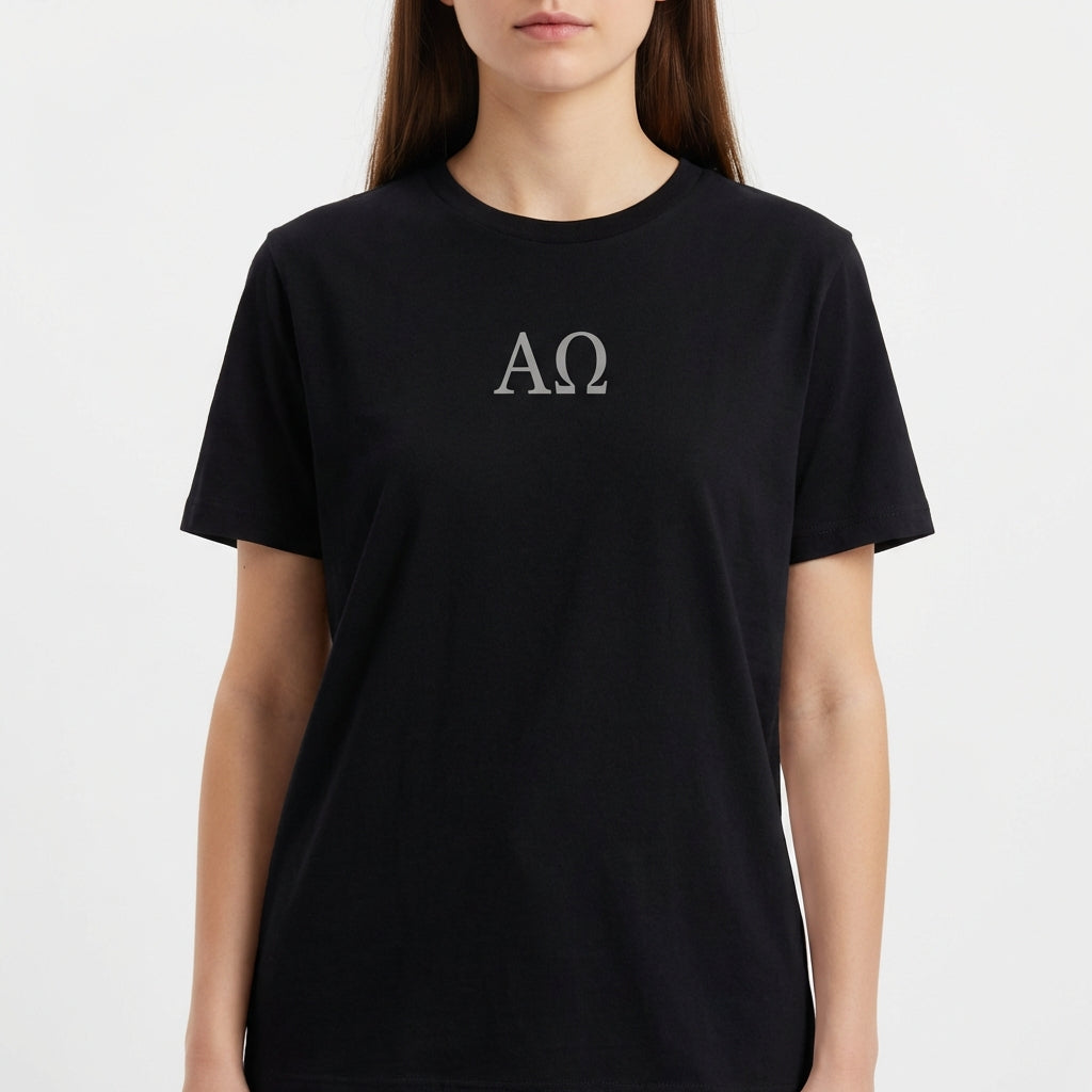 "CAMISETA ALFA E ÔMEGA - APOCALIPSE 22:13" Camiseta Básica Unissex