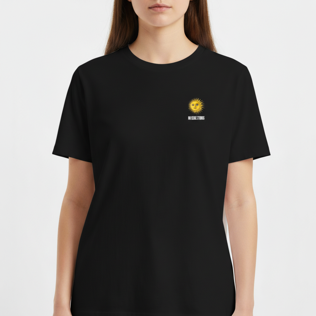 "MICROPLÁSTICOS // REGULAR // NO SENSE STUDIOS" Camiseta Básica Unissex