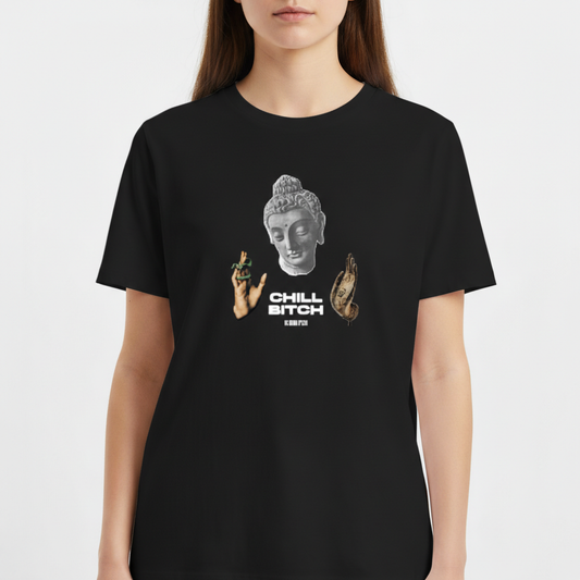 "CHILL BITCH // REGULAR // NO SENSE STUDIOS" Camiseta Básica Unissex