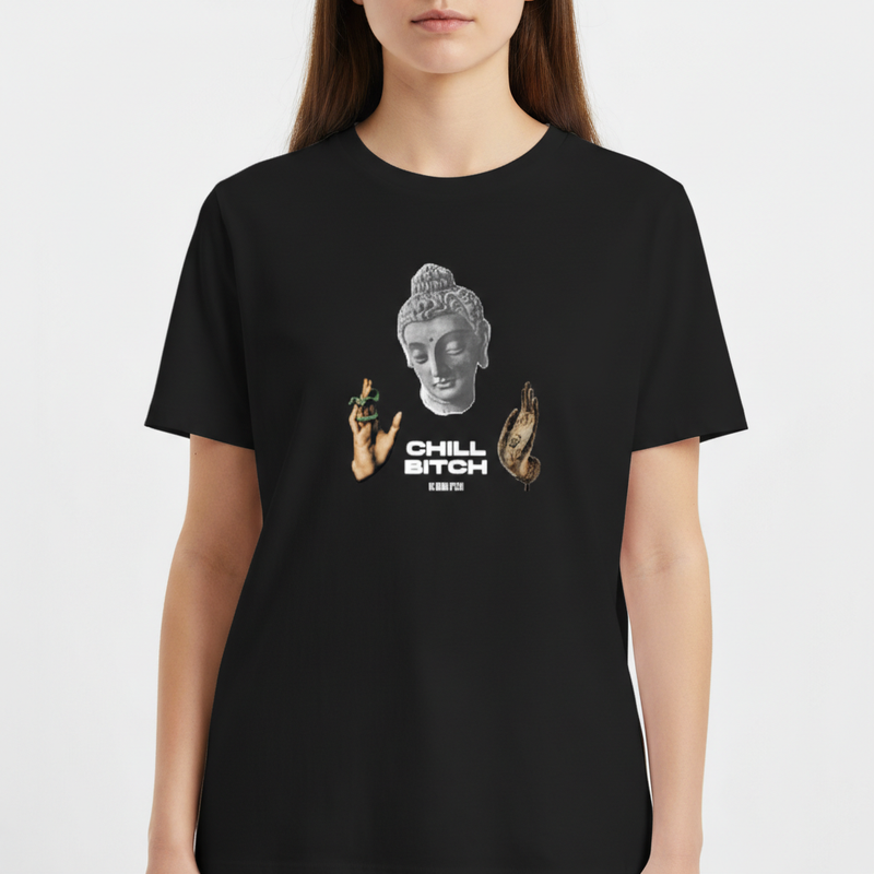 "CHILL BITCH // REGULAR // NO SENSE STUDIOS" Camiseta Básica Unissex