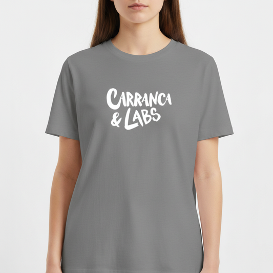 "Camisa básica - Carranca & Labs / Logotipo" Camiseta Básica Unissex