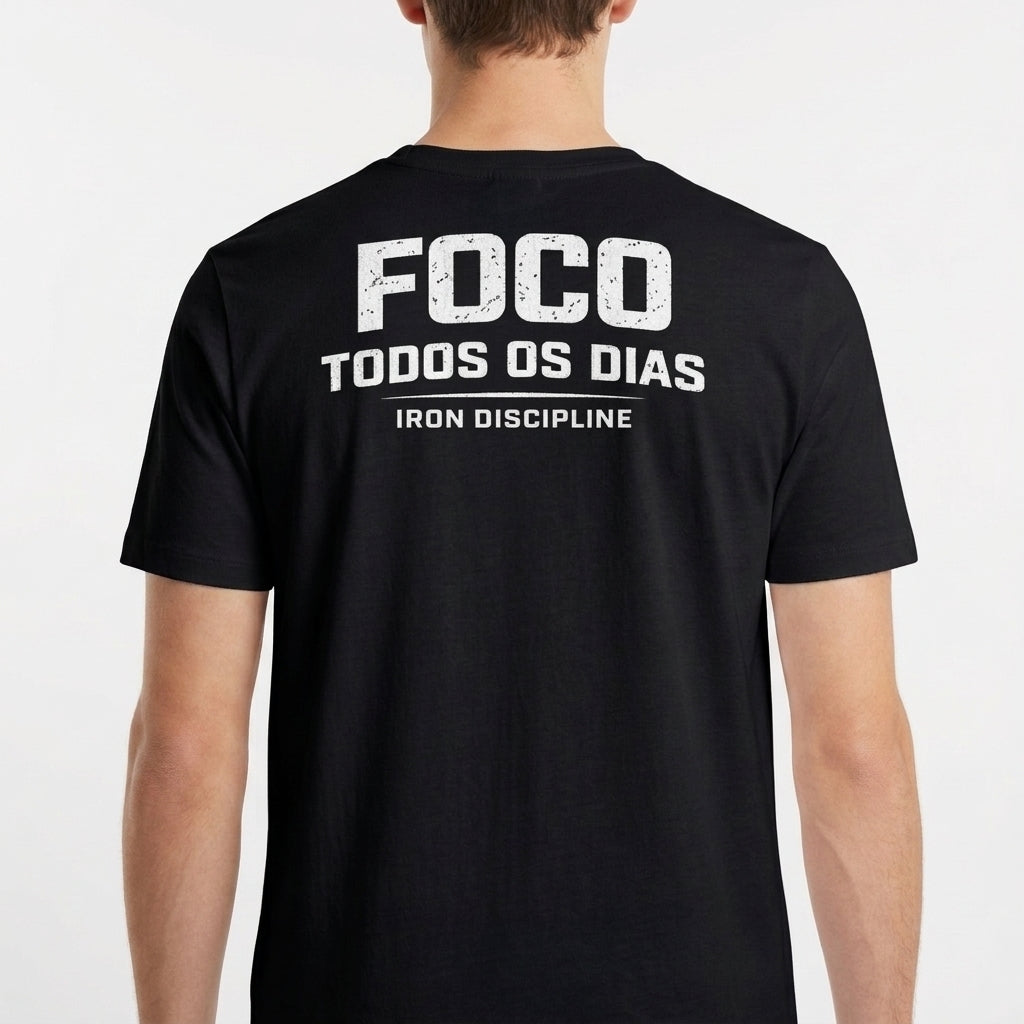 "Camiseta Básica Unissex "FOCO TODOS OS DIAS"" Camiseta Básica Unissex