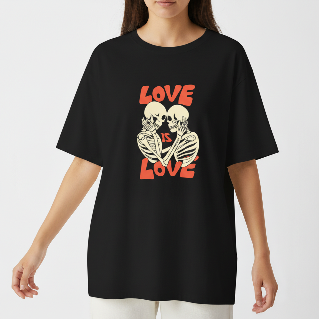 "Camiseta oversized - Love is Love II" Camiseta Oversized Básica
