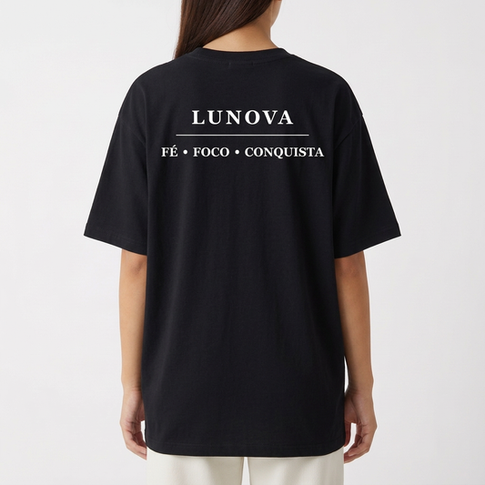 "Oversized LUNOVA - Fé, Foco e Conquista" Camiseta Oversized Básica