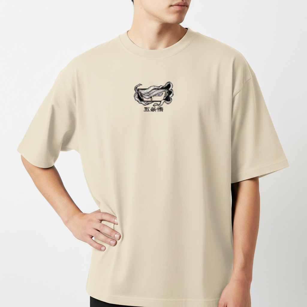 "Camiseta Gojo´s Face Oversized" Camiseta Oversized Básica