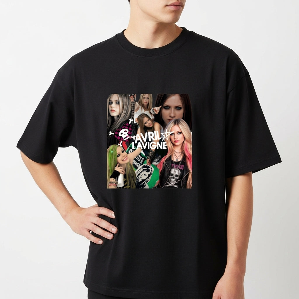 "Camiseta Oversized - Avril Lavigne" Camiseta Oversized Básica