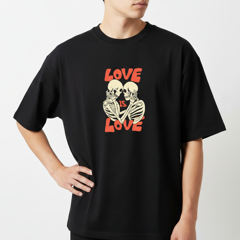 "Camiseta oversized - Love is Love II" Camiseta Oversized Básica