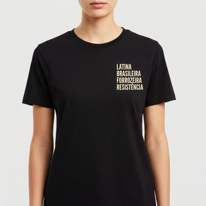 "Resistencia Forrozeira" Camiseta Premium Unissex