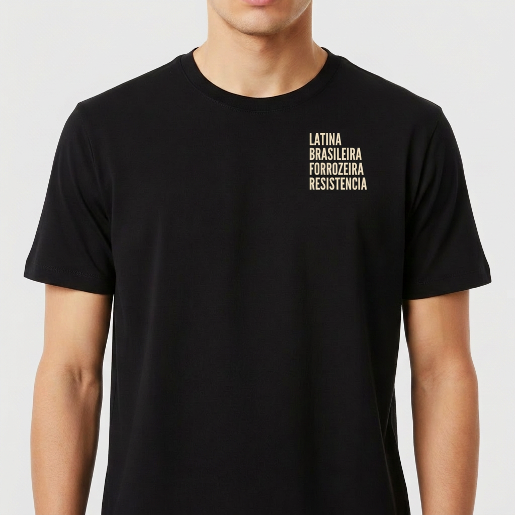 "Resistencia Forrozeira" Camiseta Premium Unissex